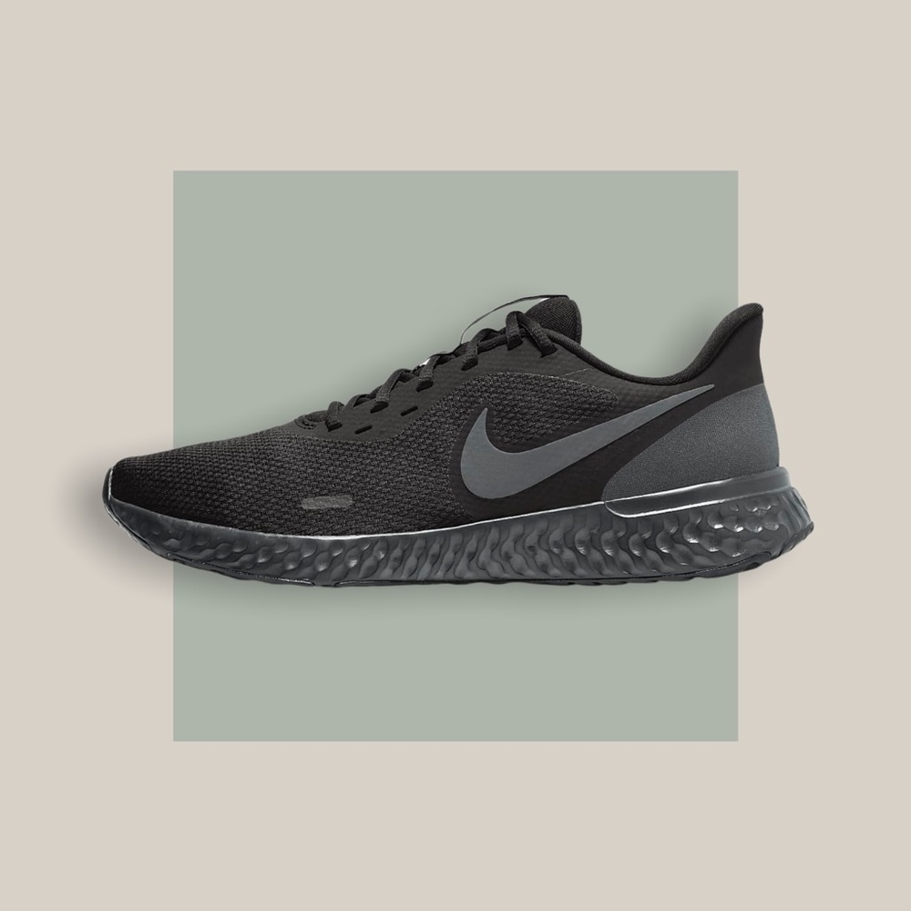 👟 NEW Nike Revolution 5 Shoes - 10 👟 - Picture 2 of 11